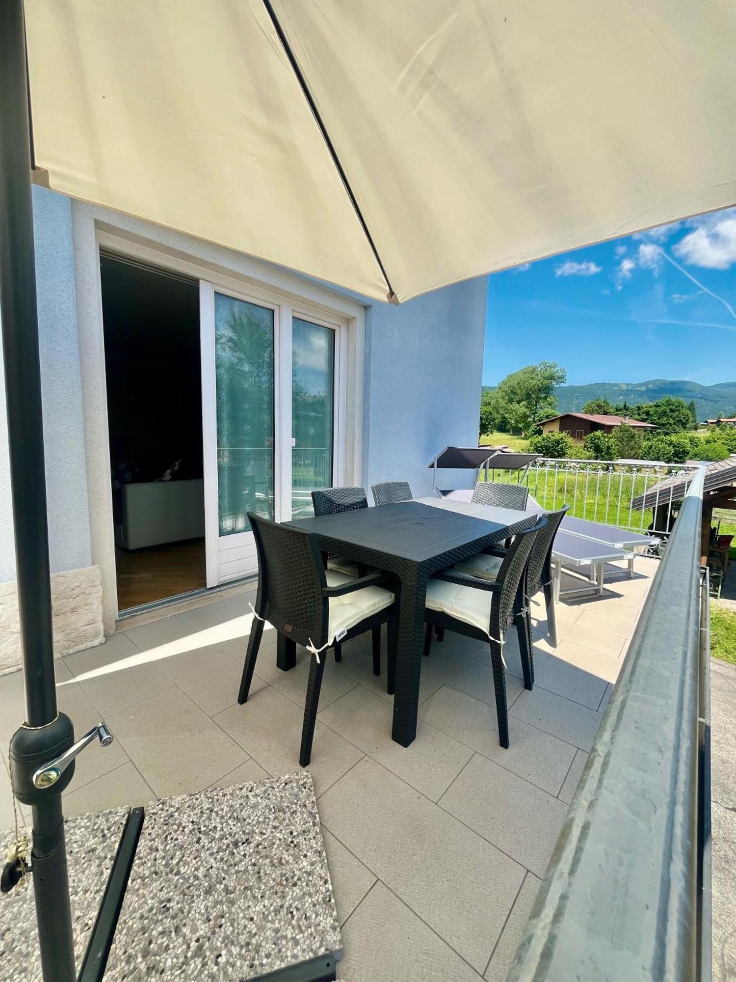 Villa Iris - La Prima Villa Vacanze Nell'Altopiano Asiago Bagian luar foto